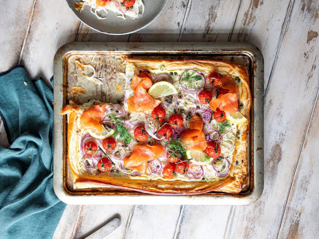 Kylmäsavulohipiirakka