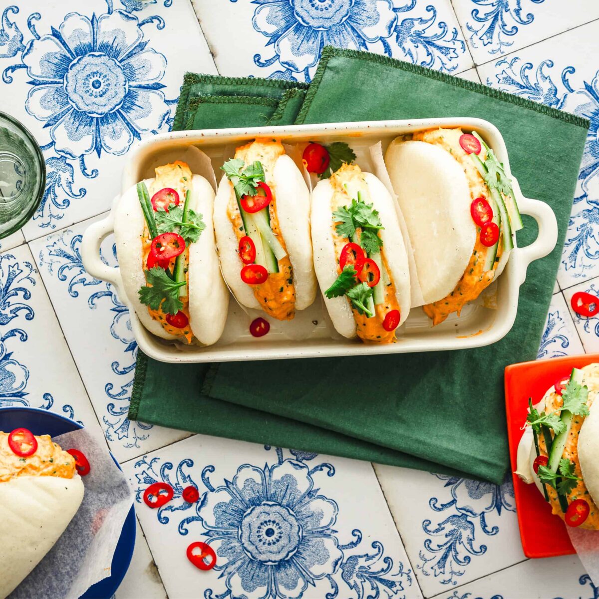 Bao bunit l&auml;mminsavulohella – Kalaneuvos